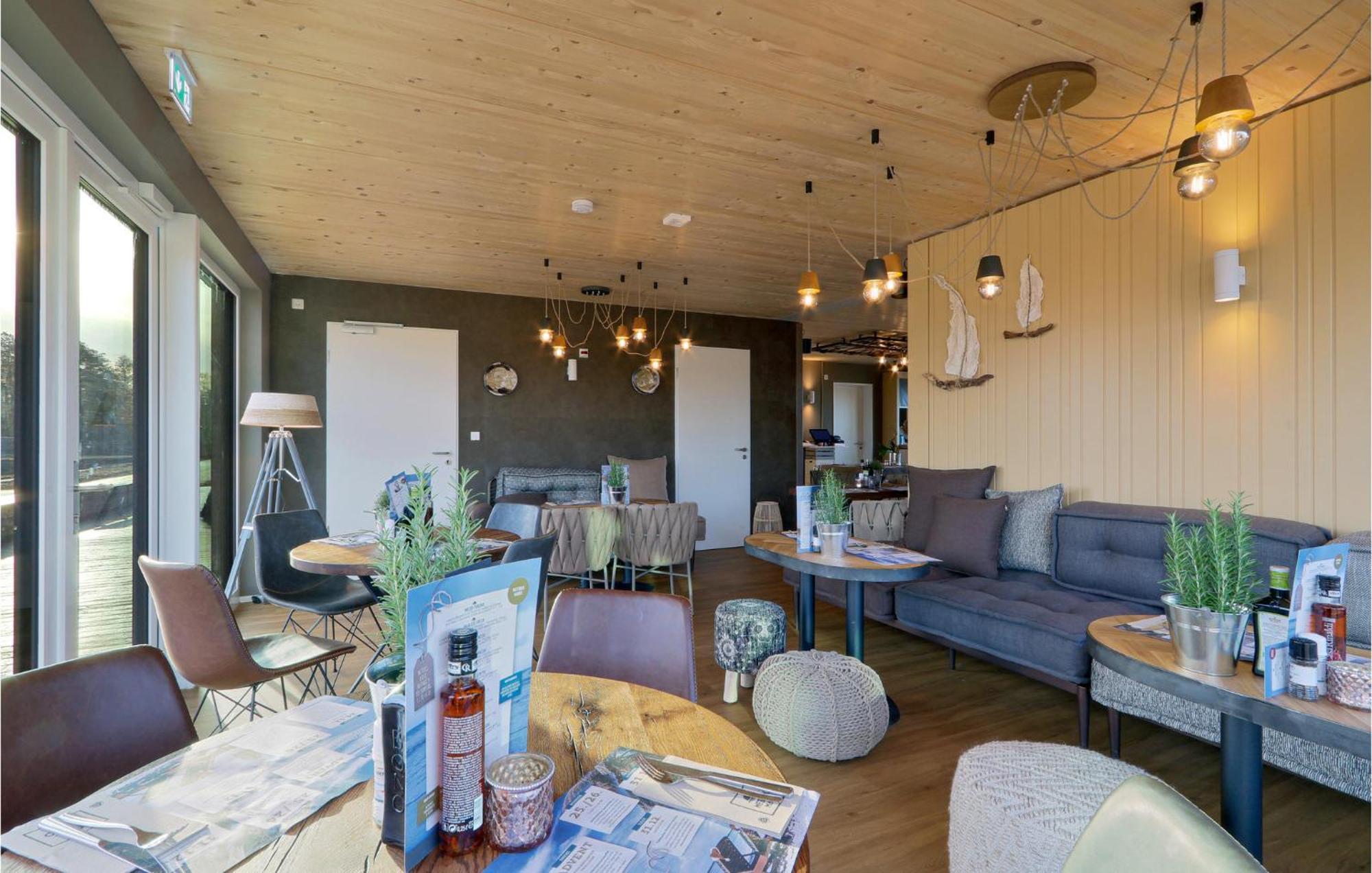 Cozy Home In Lembruch-Duemmer See With Sauna Buitenkant foto